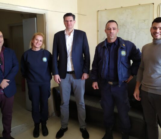 Το Λιμεναρχείο Κυλλήνης επισκέφθηκε ο Διονύσης Καλαματιανός